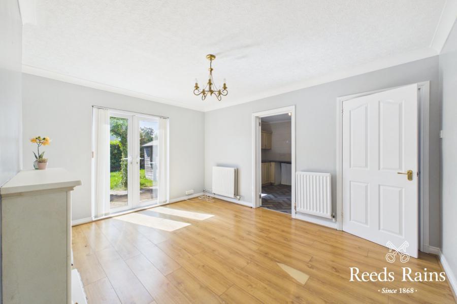 21 Campbell Park Avenue