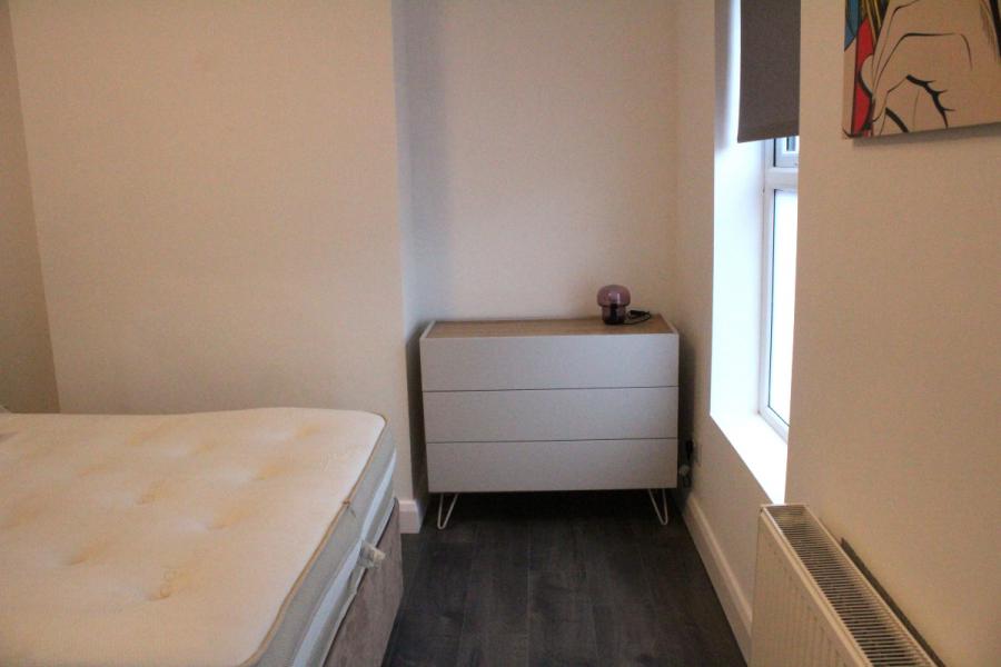 15 Ravenscroft Street