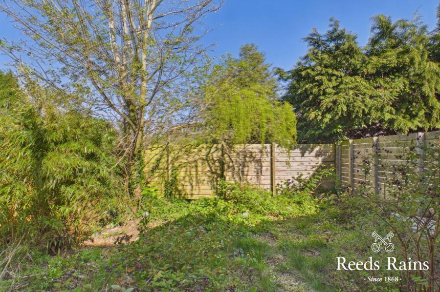 66 Earlswood Road