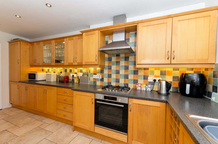 56 Knockvale Park