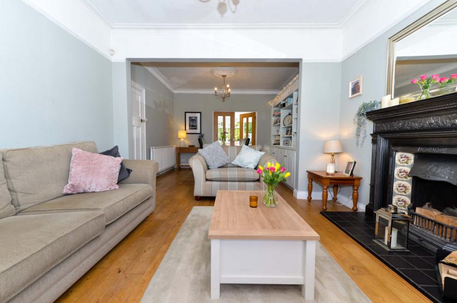 56 Knockvale Park