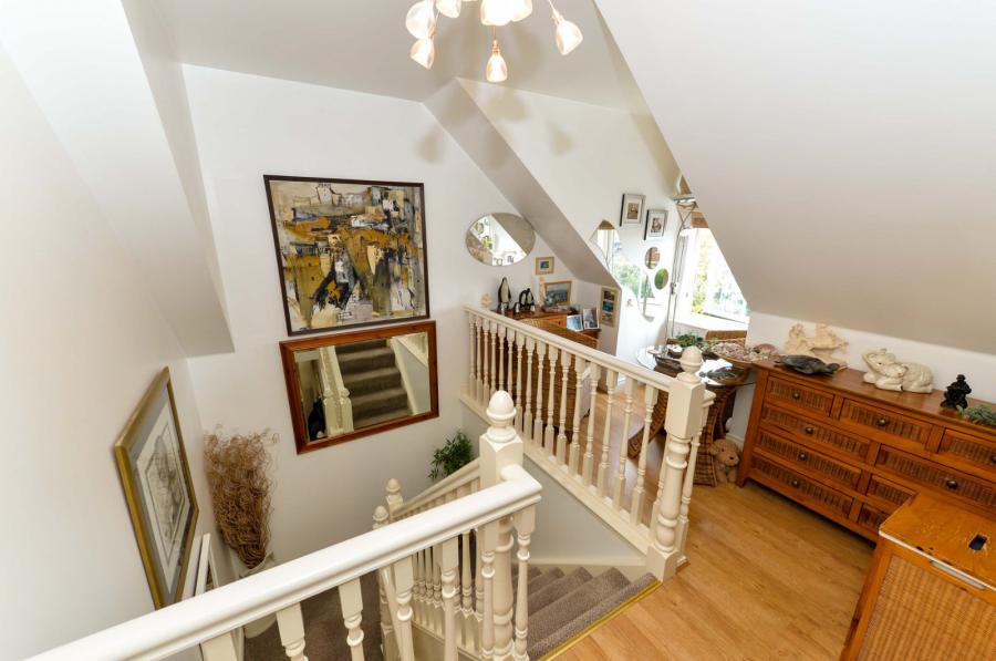 4 Clonallon Square