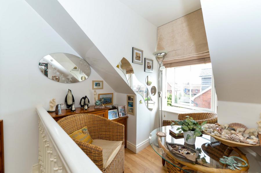 4 Clonallon Square