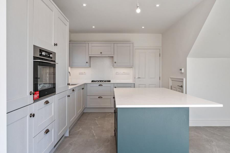 Site 393 Lh2.4, Millmount Village