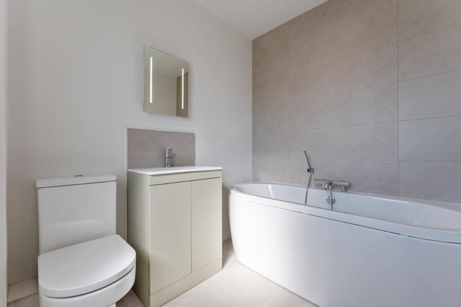 Site 393 Lh2.4, Millmount Village