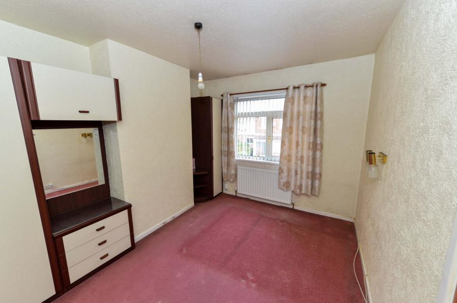 2 Bloomfield Park West