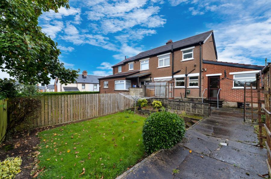 2 Bloomfield Park West