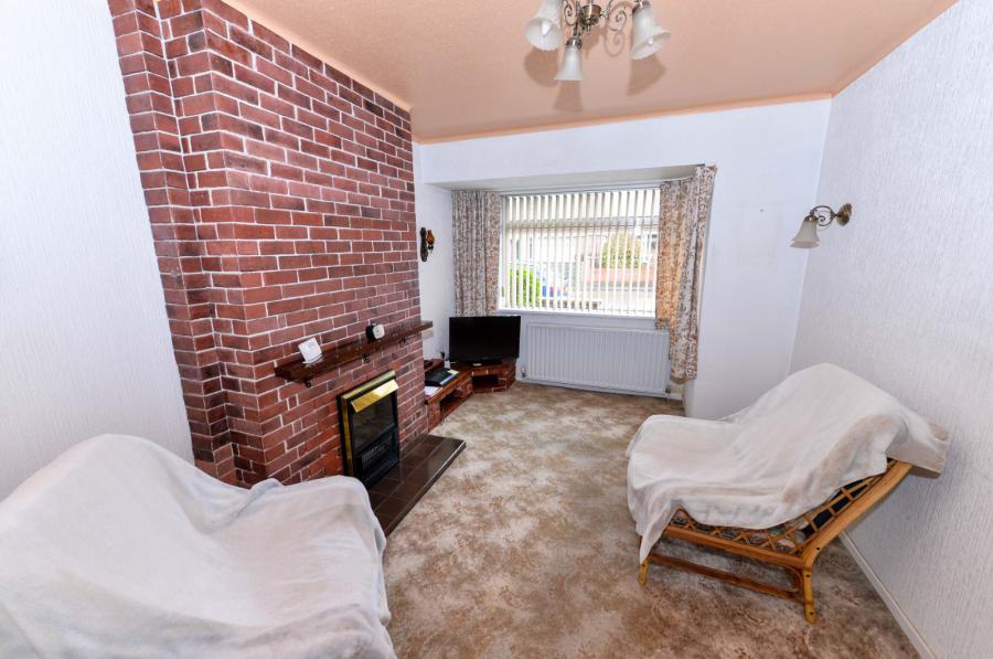 2 Bloomfield Park West