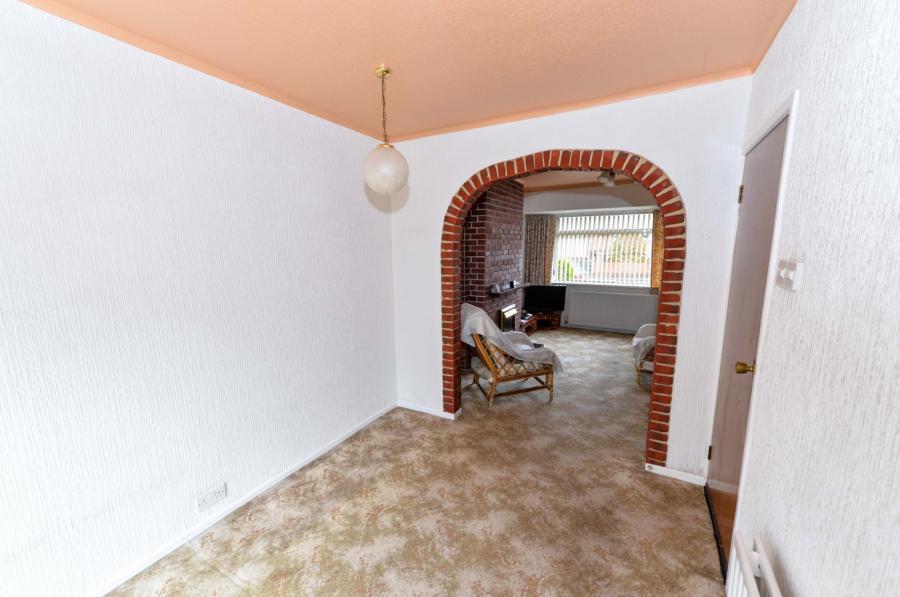 2 Bloomfield Park West
