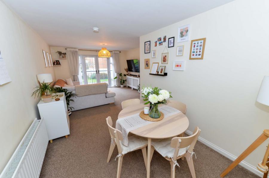Apartment 23, The Courtyard, 222 Castlereagh Road