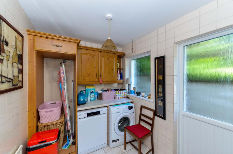 31 Glenview Park