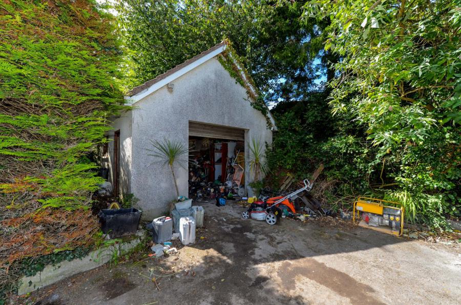 31 Glenview Park