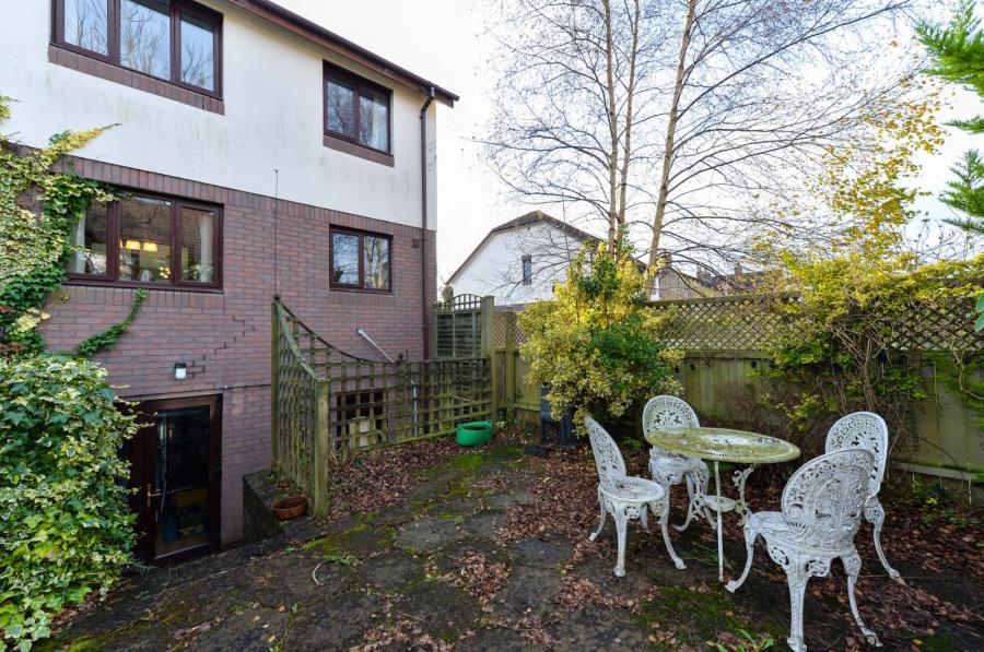 1 Thornhill Grove