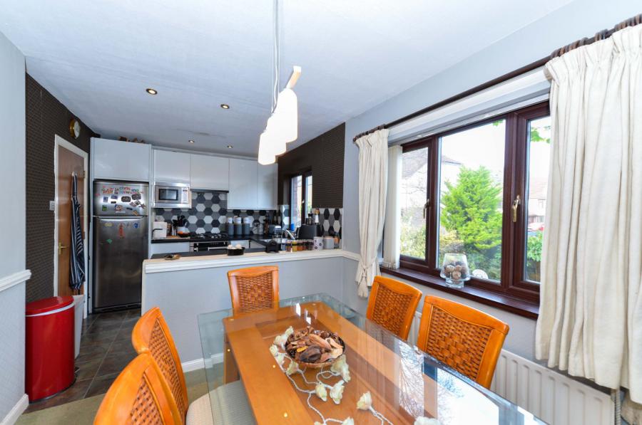 1 Thornhill Grove