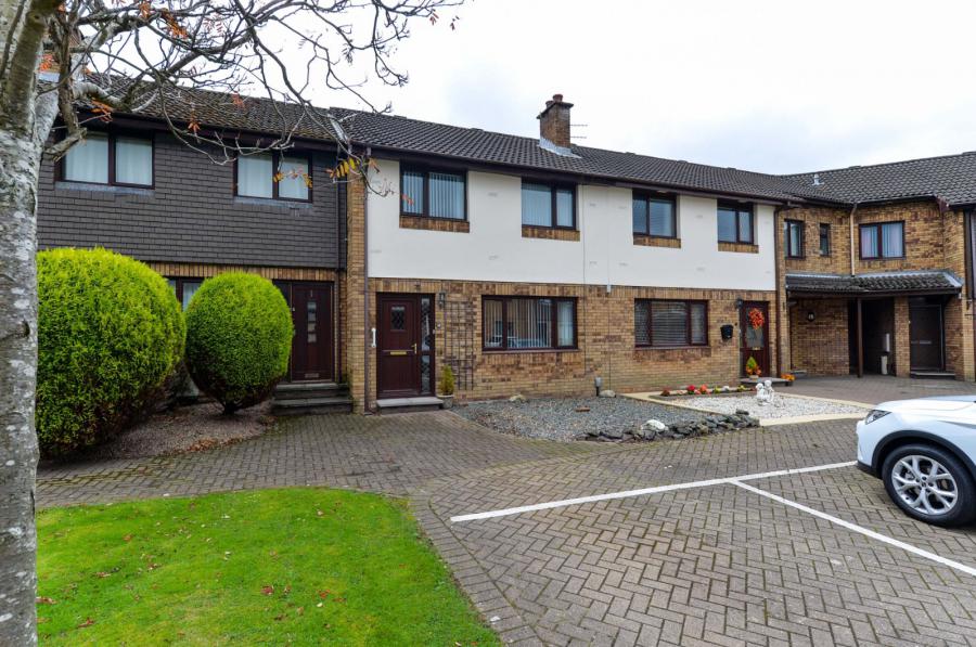 14 Strathearn Mews