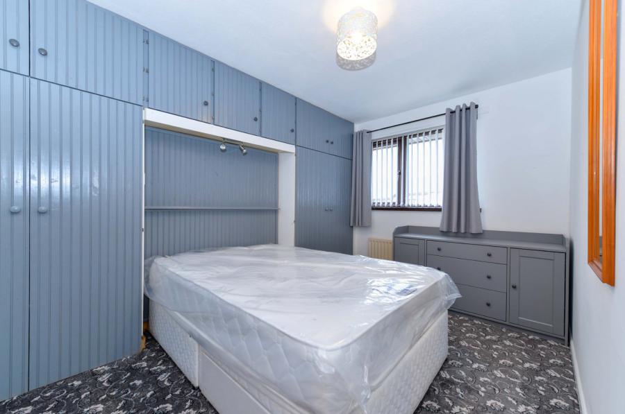14 Strathearn Mews