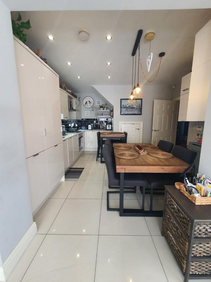 15 Millmount Village Square