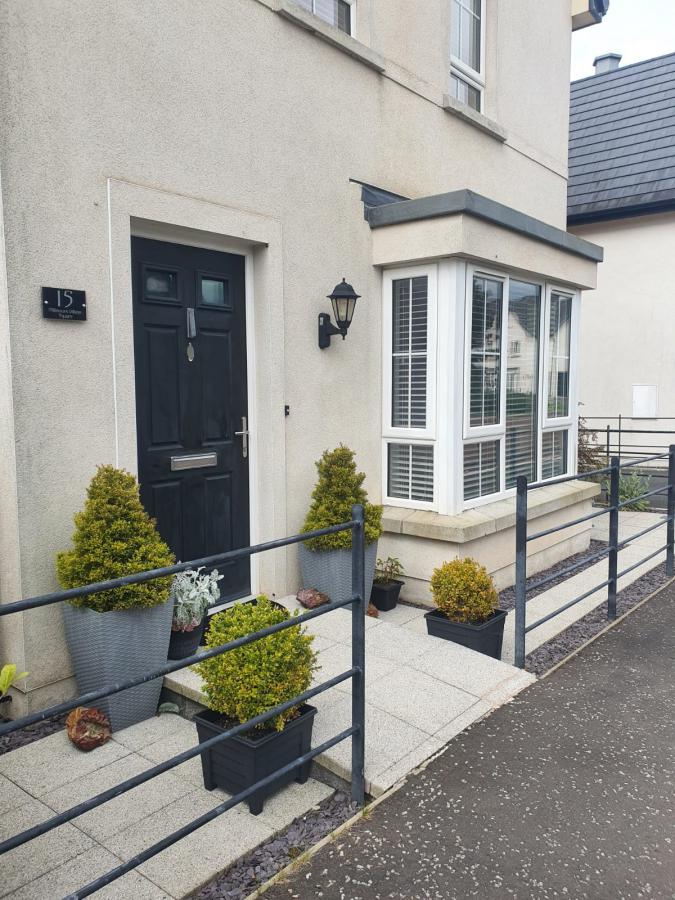 15 Millmount Village Square