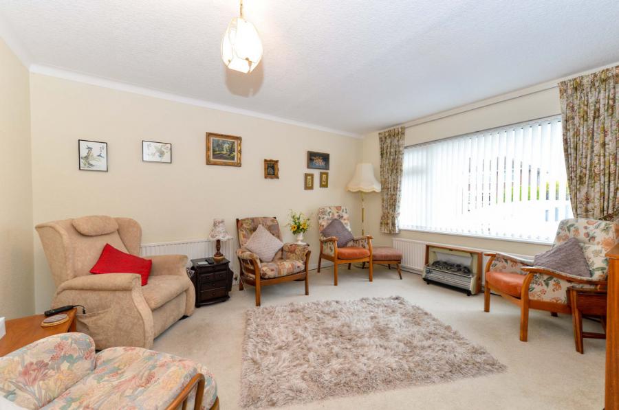 30 Gilnahirk Crescent 30 Gilnahirk Crescent