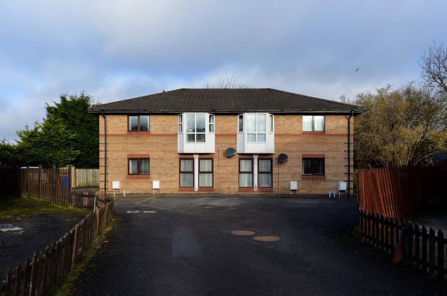 16b, Briarwood Park