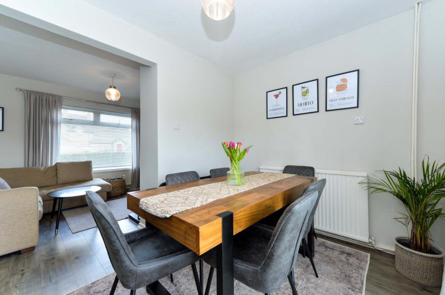 2 Knocknagoney Road