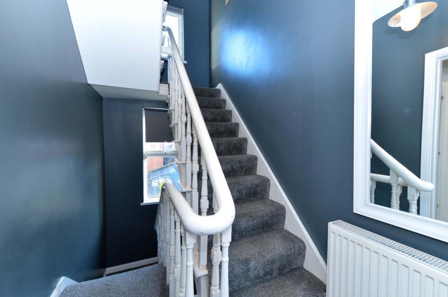 90 Templemore Avenue