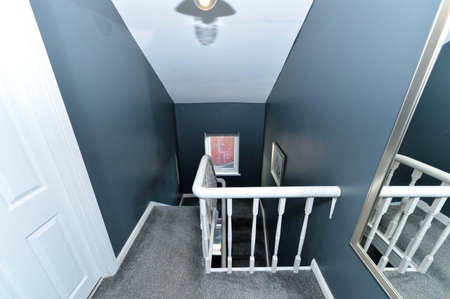 90 Templemore Avenue