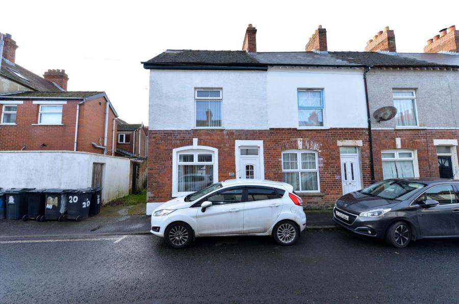 25 Hillview Avenue, belfast, county antrim, BT5 6JR