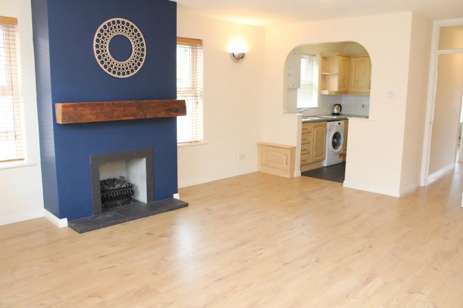12 Galway Manor