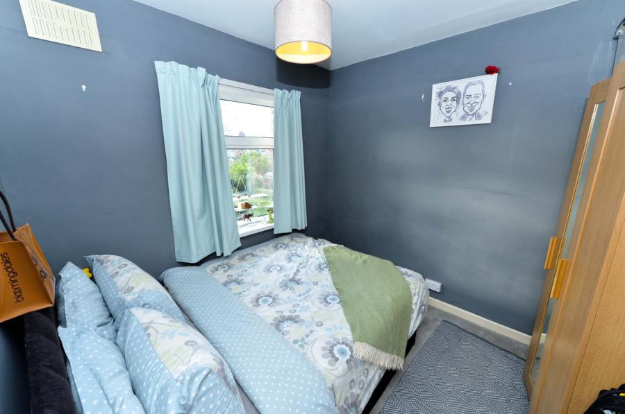 10 Summerhill Parade