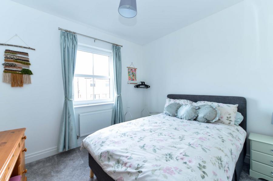 4 Castlegowan Place