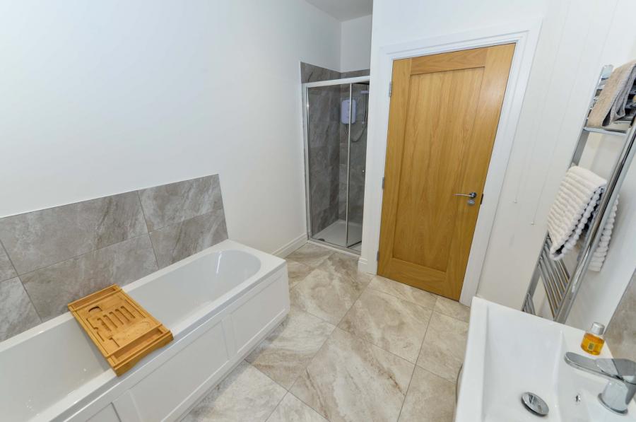 4 Castlegowan Place