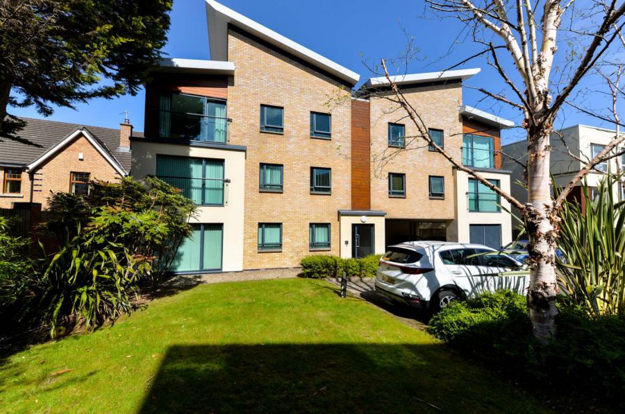 Apartment B4, 216 Belmont Road