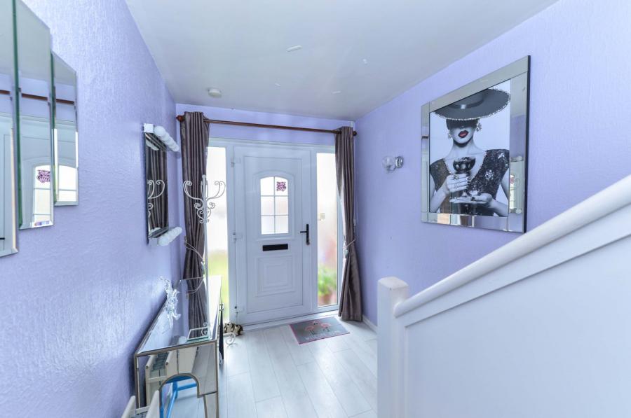 121 Abbey Park