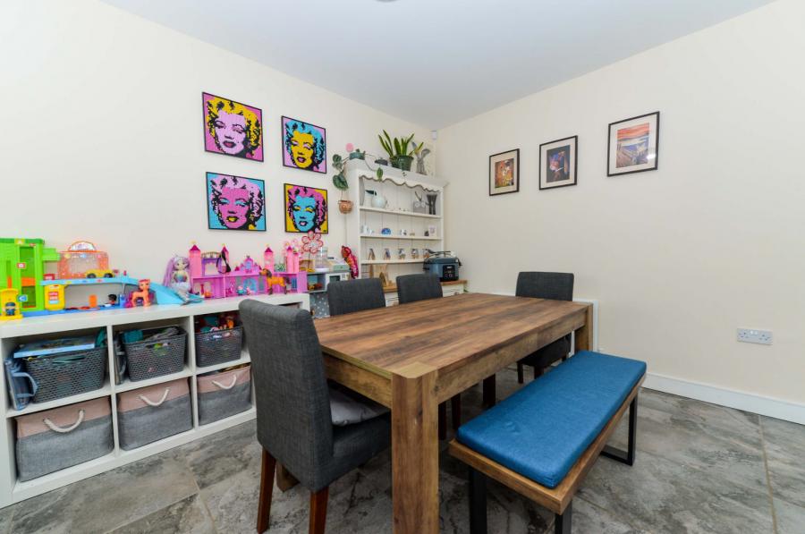 44 Millreagh