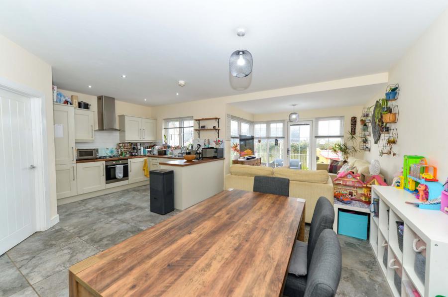 44 Millreagh 44 Millreagh