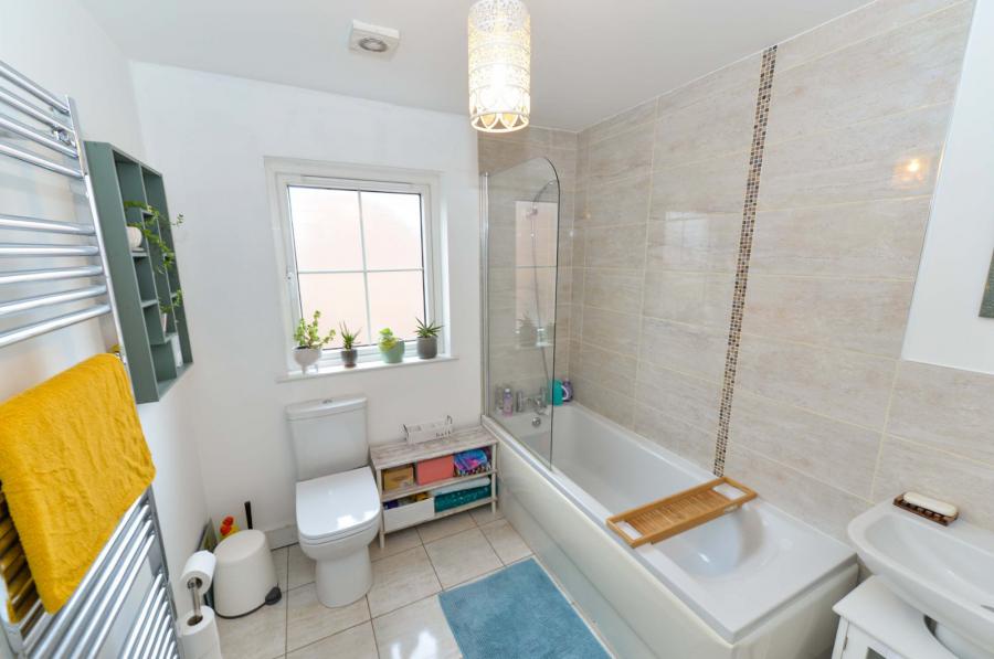 44 Millreagh