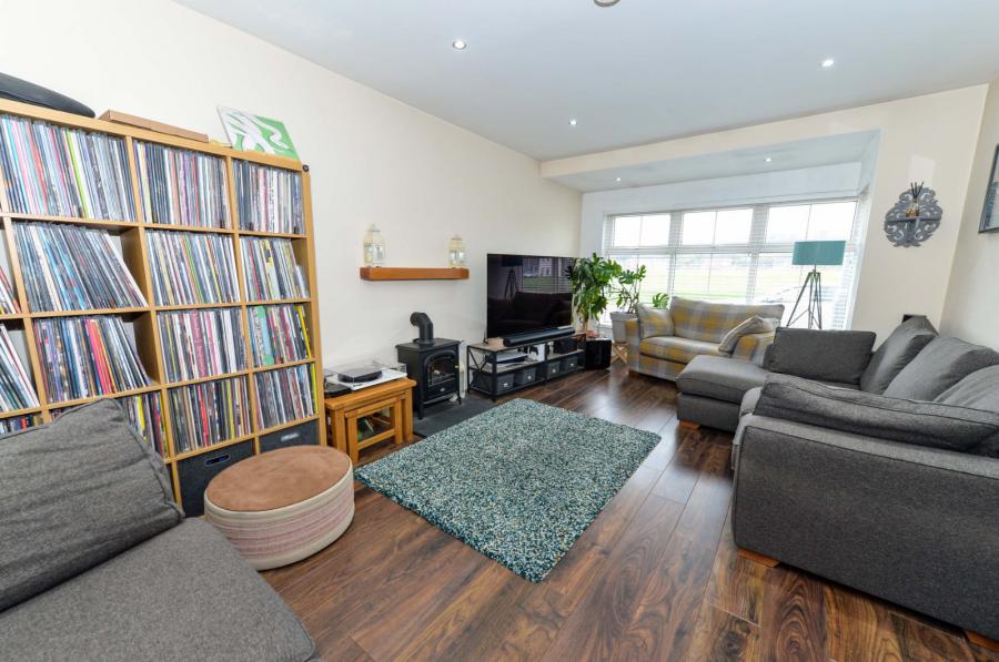 44 Millreagh