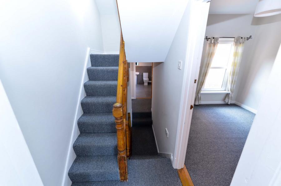 4 Colvil Street