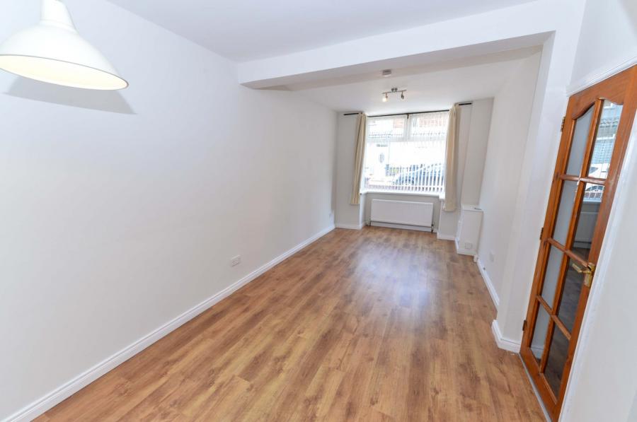 4 Colvil Street