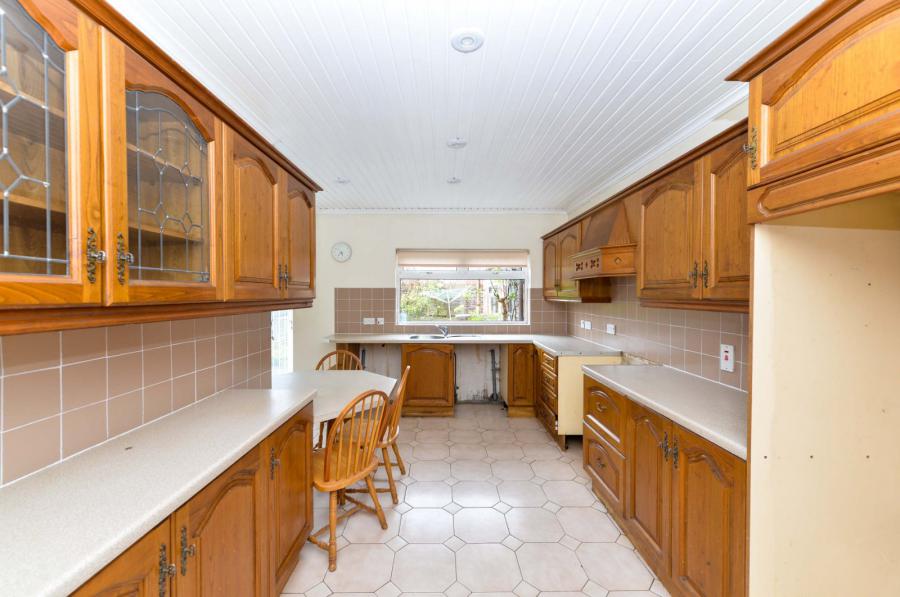 4 Clonallon Gardens
