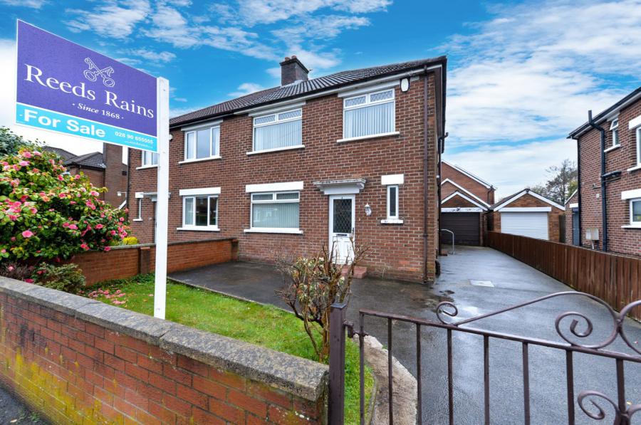 4 Clonallon Gardens