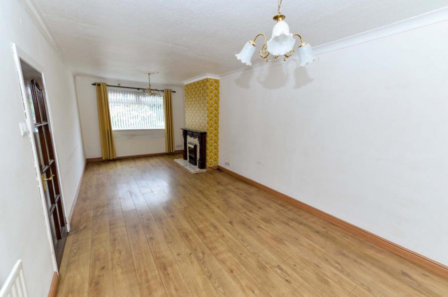 4 Clonallon Gardens