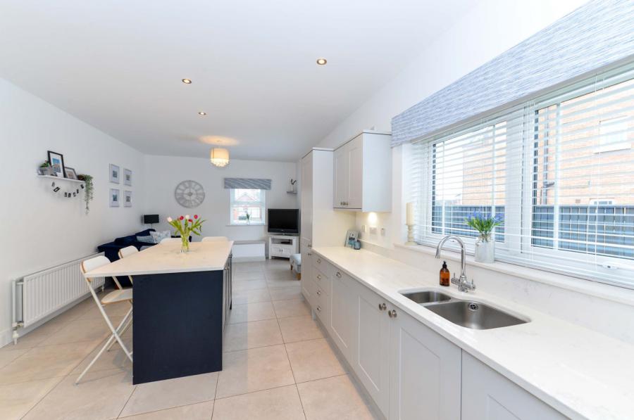 1 Millreagh Heights