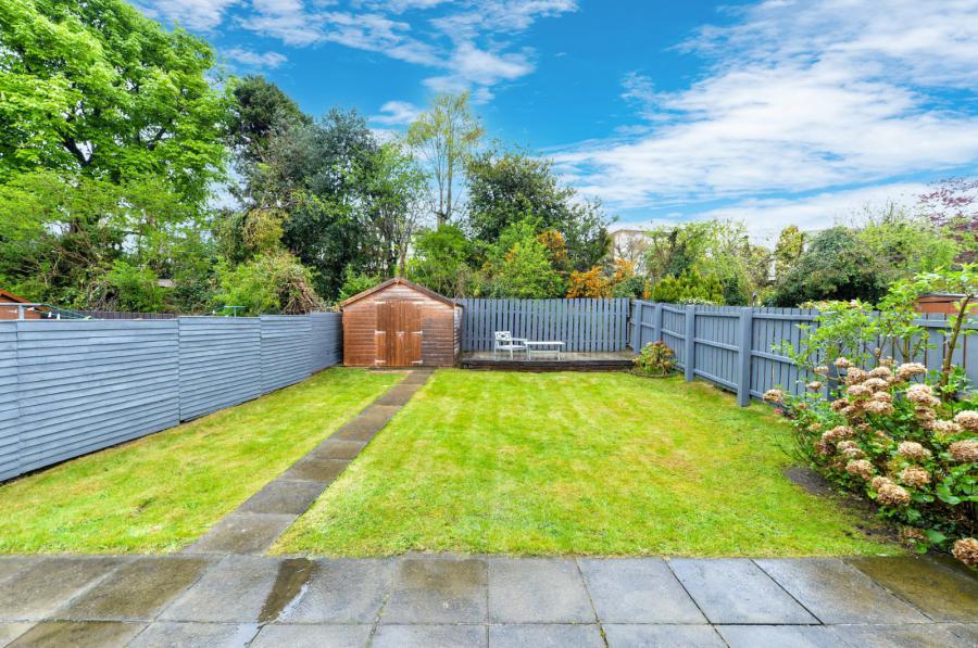 24 Cloghan Park