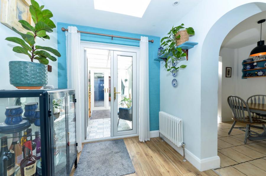 281 Holywood Road
