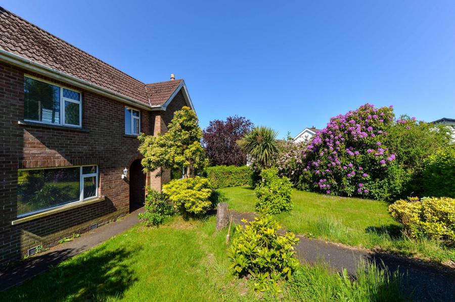 36 Glenmillan Park