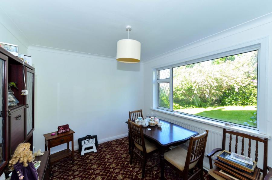 36 Glenmillan Park