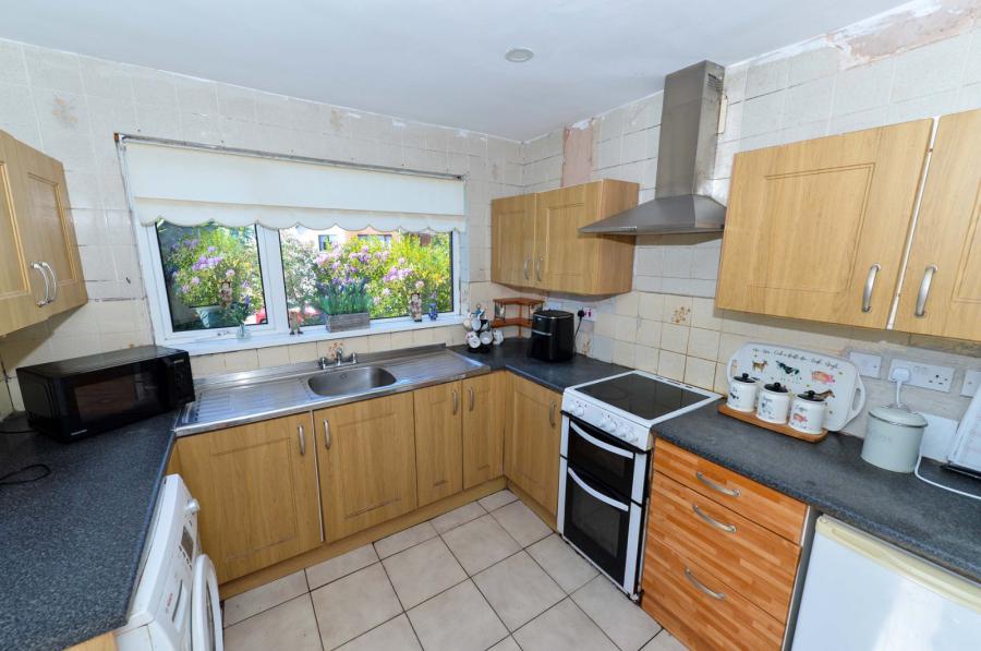 36 Glenmillan Park