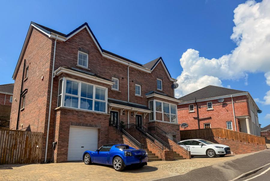 103 Millreagh Avenue, dundonald, belfast, BT16 1SU